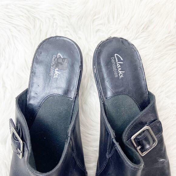 Clarks Bendables 9.5 M Womens Black Leather Slide Mule Buckle Comfort Clogs - Picture 7 of 9